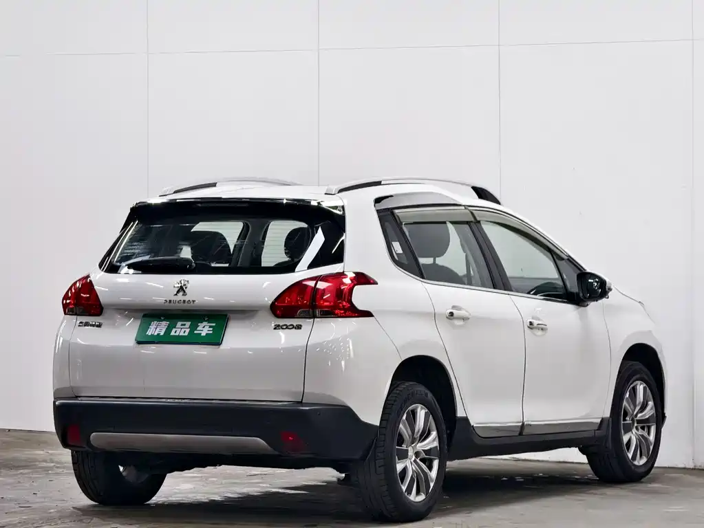 Peugeot 2008 2014 1.6 L Manual Trendy