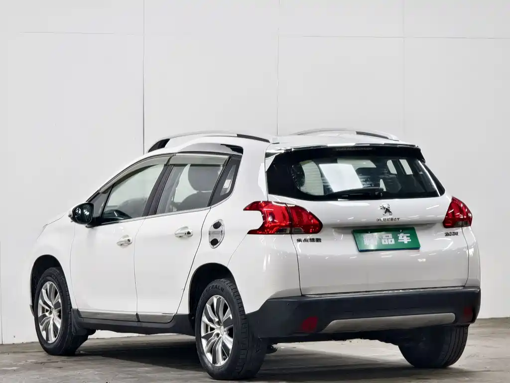 Peugeot 2008 2014 1.6 L Manual Trendy