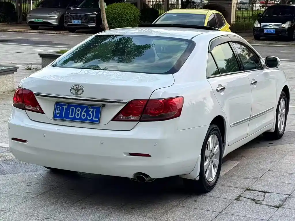 Camry 240 G Luxury
