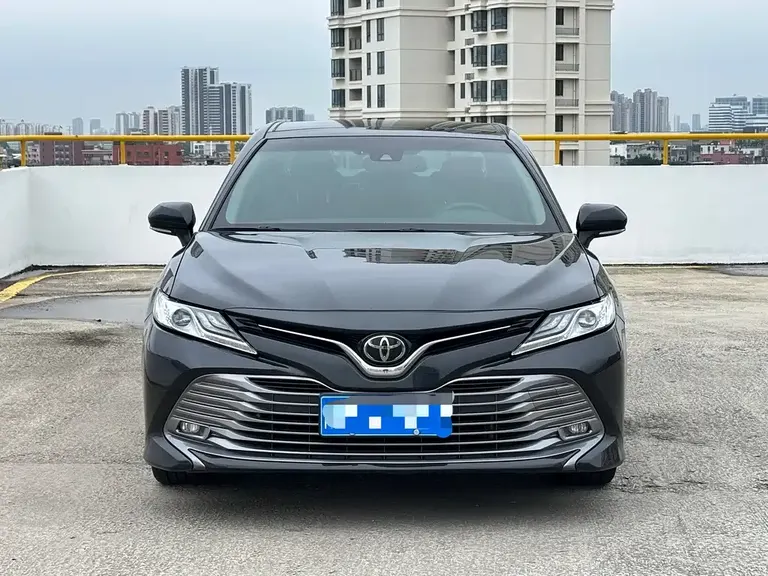 Toyota Camry 2.5 G Luxury CN-VI