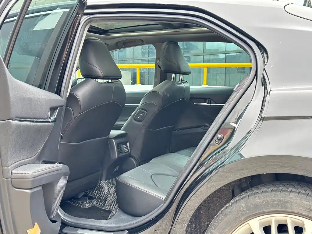 Camry 2.5 G Luxury CN-VI