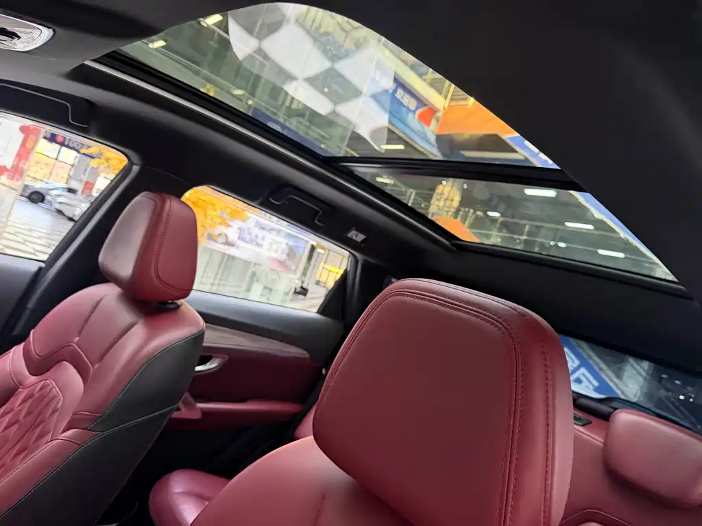 Jetour X70 PLUS 1.5 T DCT Brave PLUS 7-seat