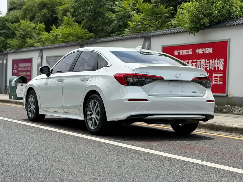 Civic 180 TURBO CVT Style Engine