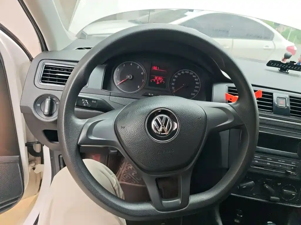 Santana 1.5 L Auto Style