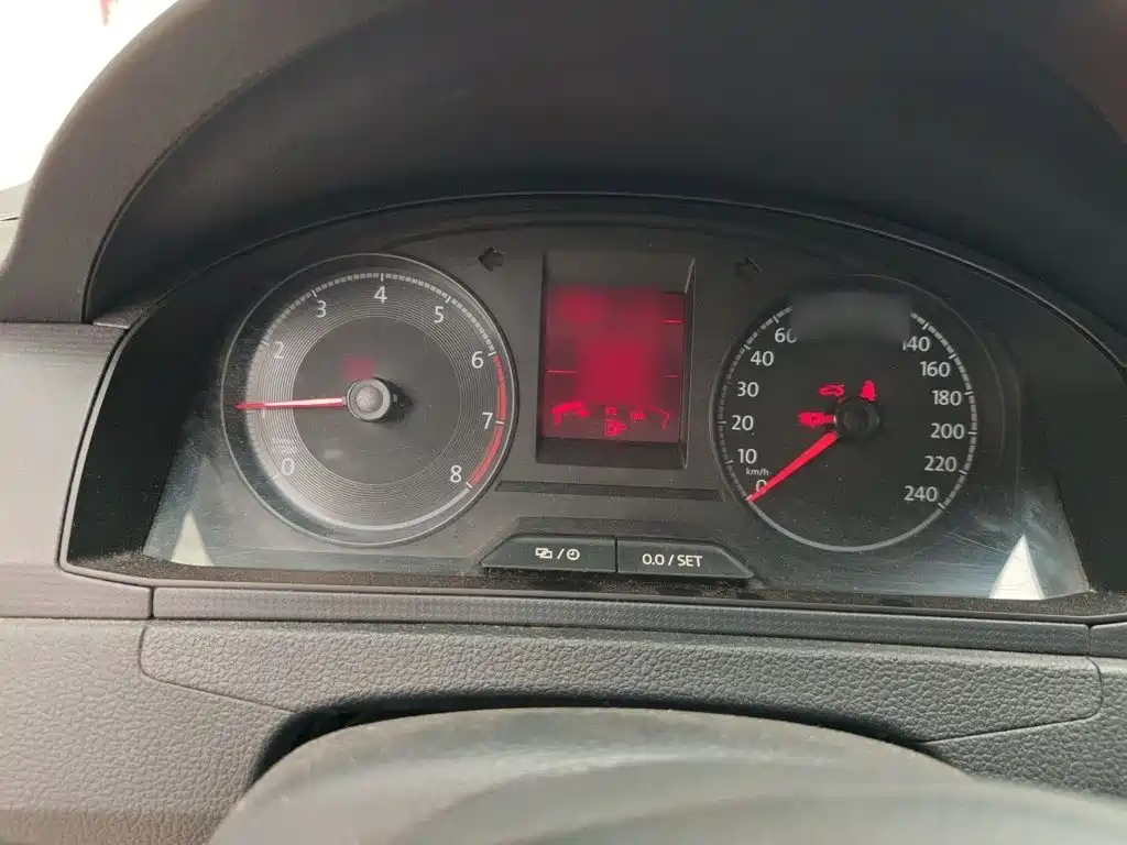 Santana 1.5 L Auto Style