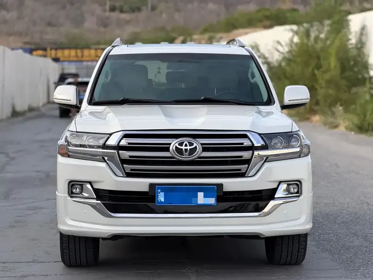 Toyota Land Cruiser (Import) 兰德酷路泽(进口) 2020款 4.6 L 自动