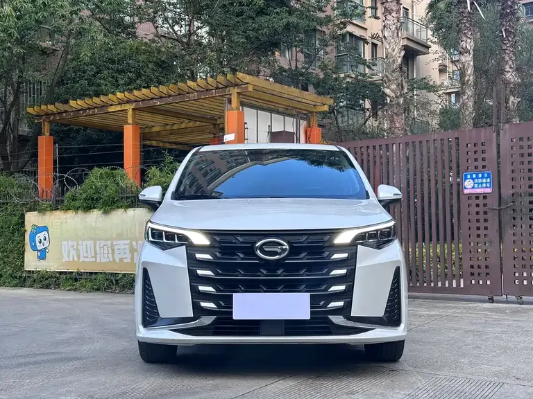 GAC Trumpchi M6 传祺M6 2023款 PRO 270 T DCT尊贵版