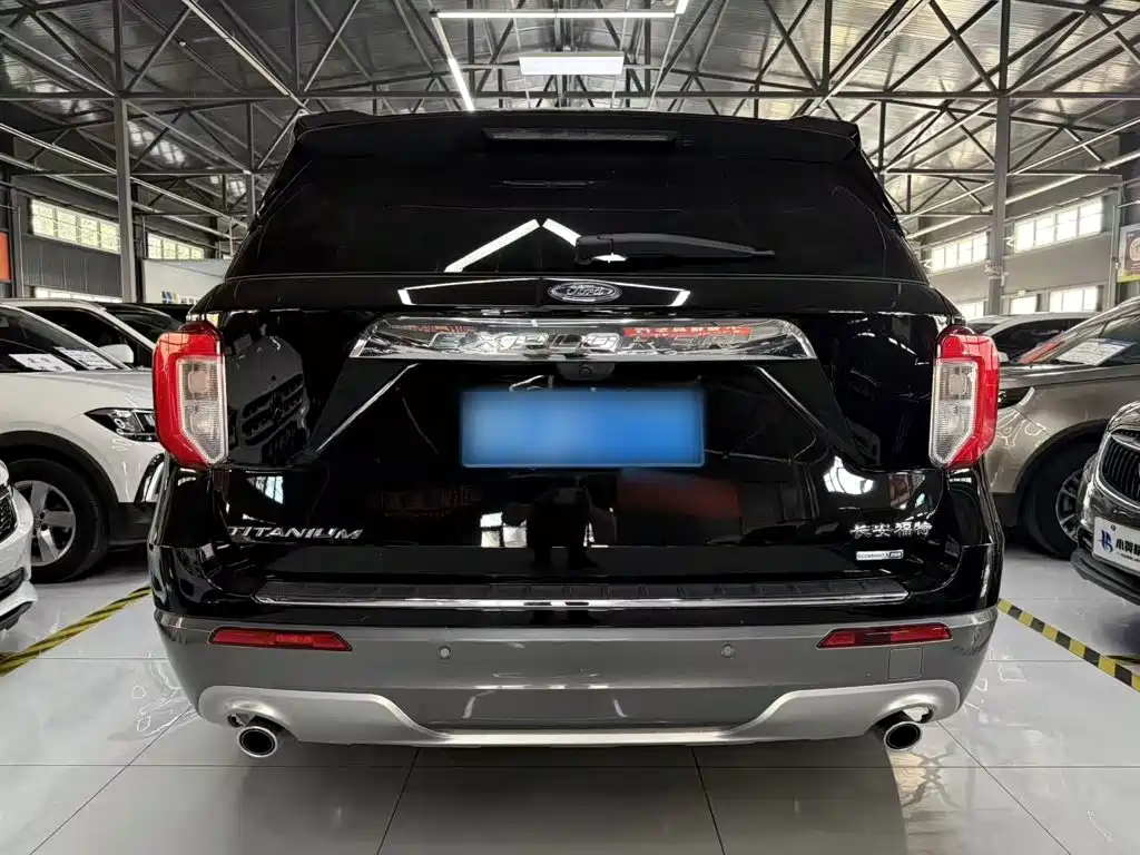 Explorer EcoBoost 285 4 WD Titanium 6-seat