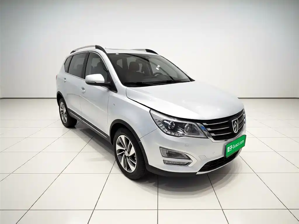 Baojun 560 1.8 L Manual Luxury