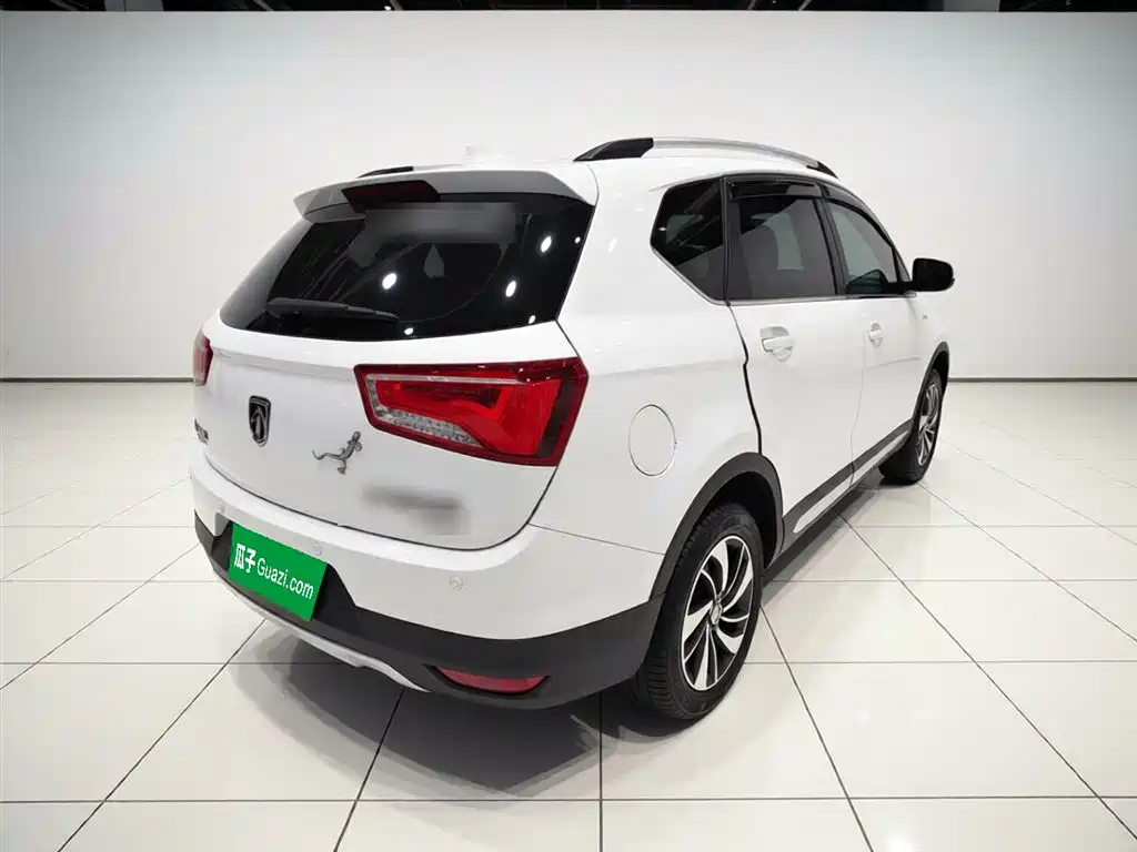 Baojun 560 1.8 L Manual Luxury
