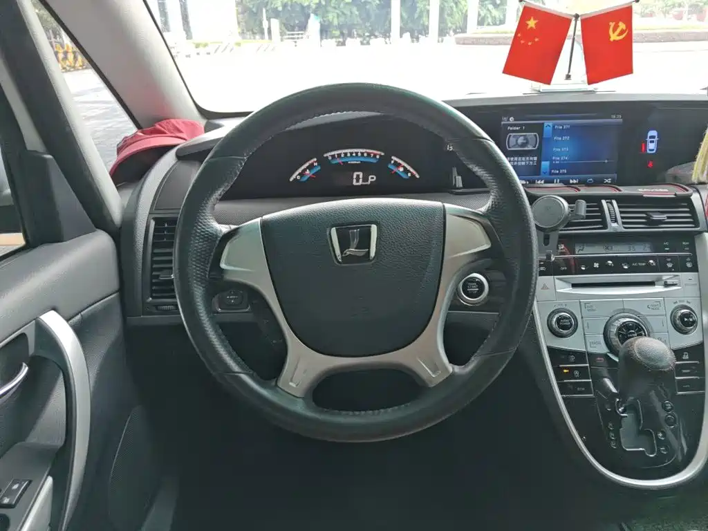 Luxgen 7 MPV 大7 MPV 2016款 2.0 T 舒享型