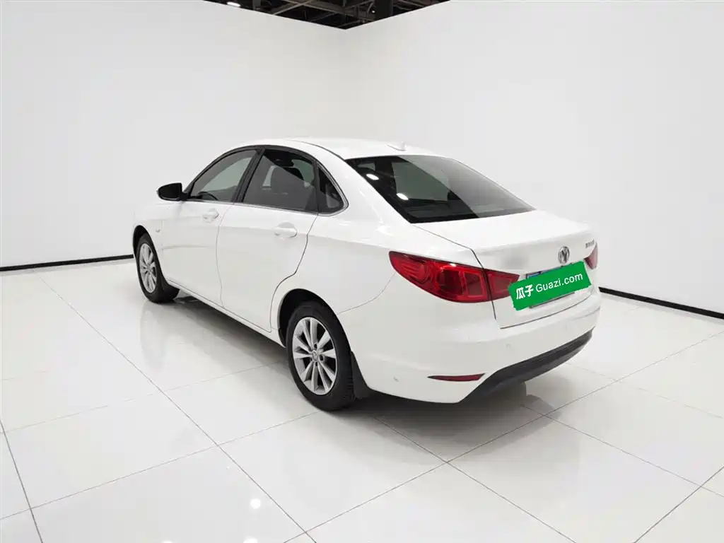 Senova D50 1.5 L Manual Comfort