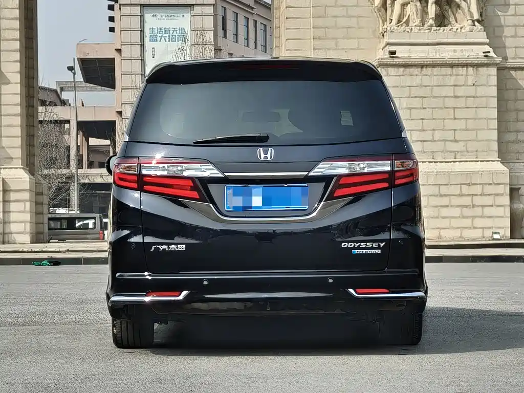 Odyssey 2.0 L Sharp· Supreme Premium