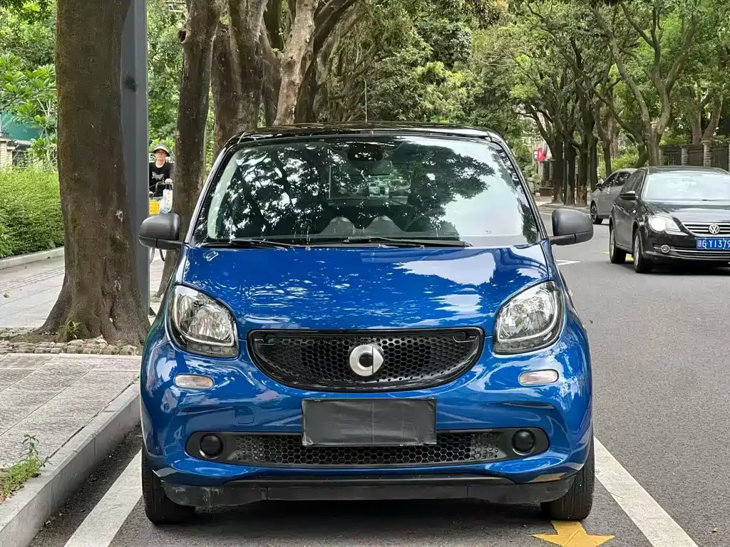 smart forfour 1.0 L 52 kW Passion
