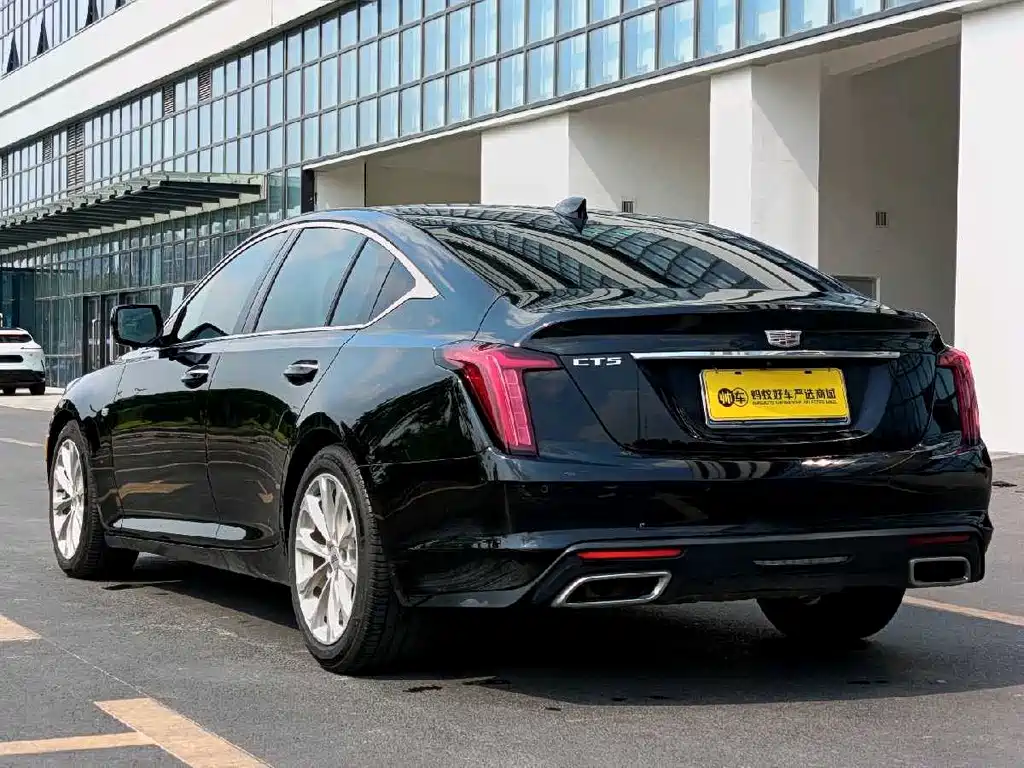 Cadillac CT5 28 T Luxury (Standard)