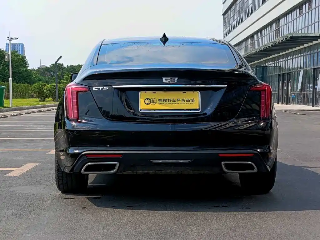 Cadillac CT5 28 T Luxury (Standard)