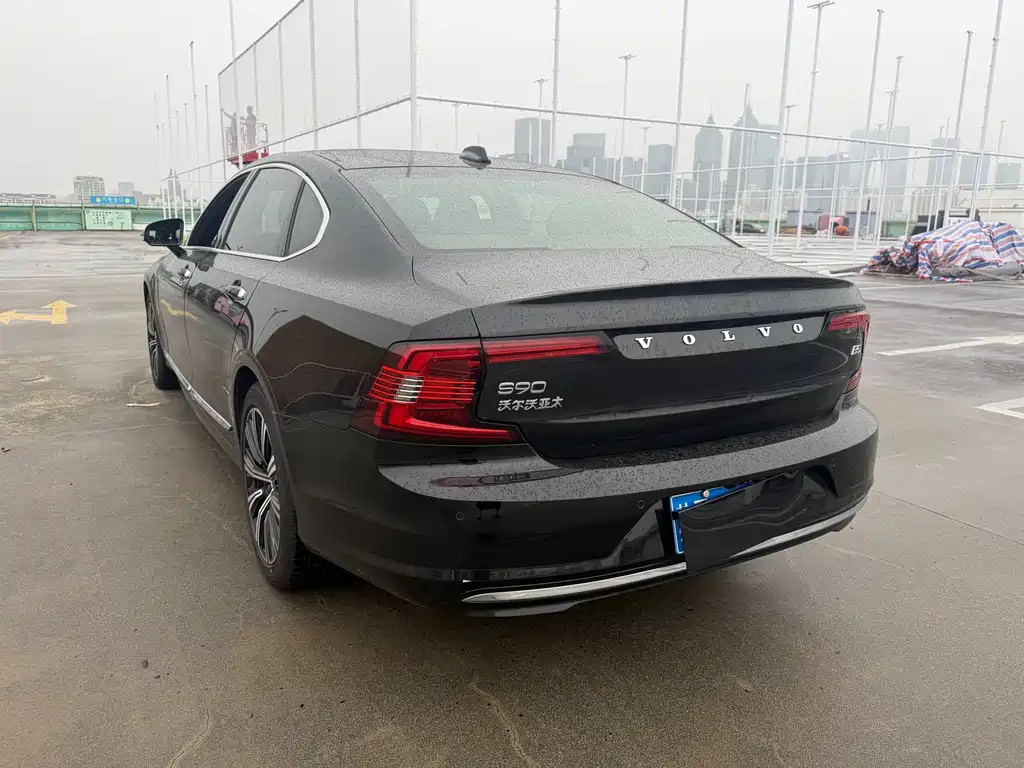 Volvo S90 B5 Smart Ease Luxury