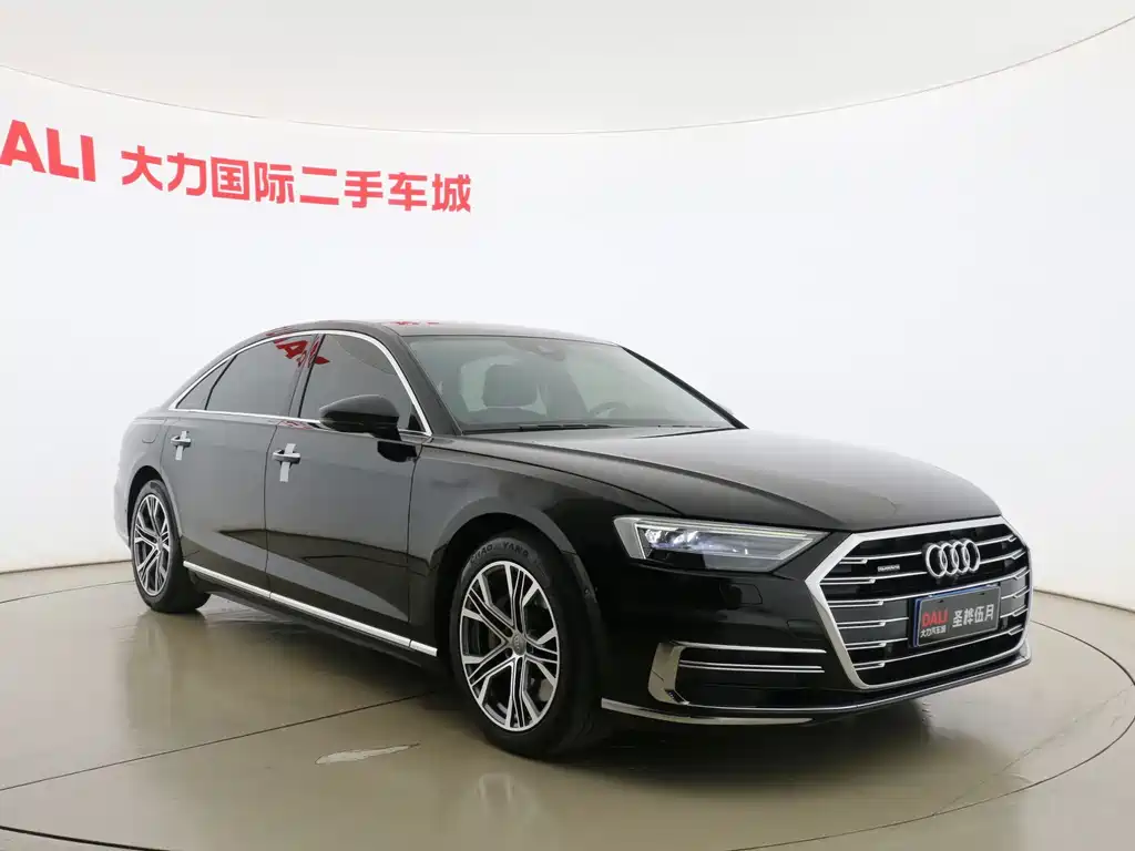 Audi A8 A8 L 55 TFSI quattro Launch Premium