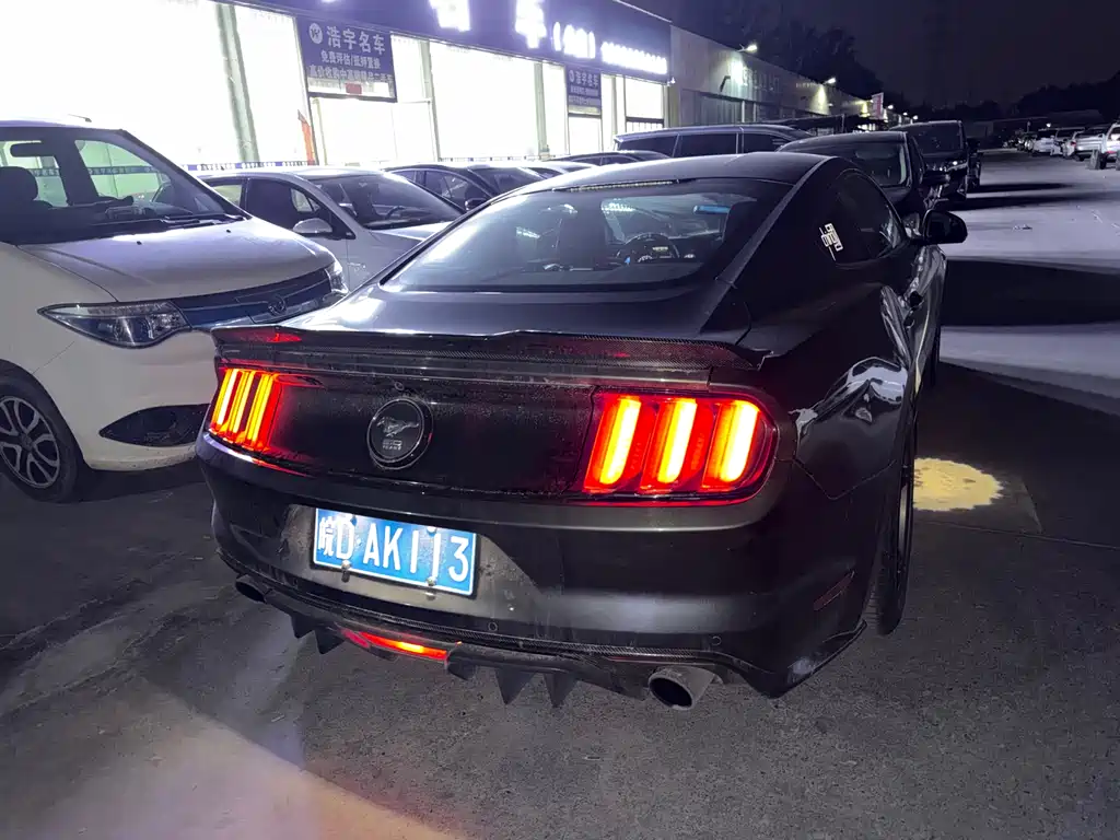 Mustang 2.3 T 50 Anniversary
