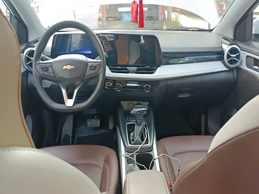 Monza 1.5 L DCT Joy