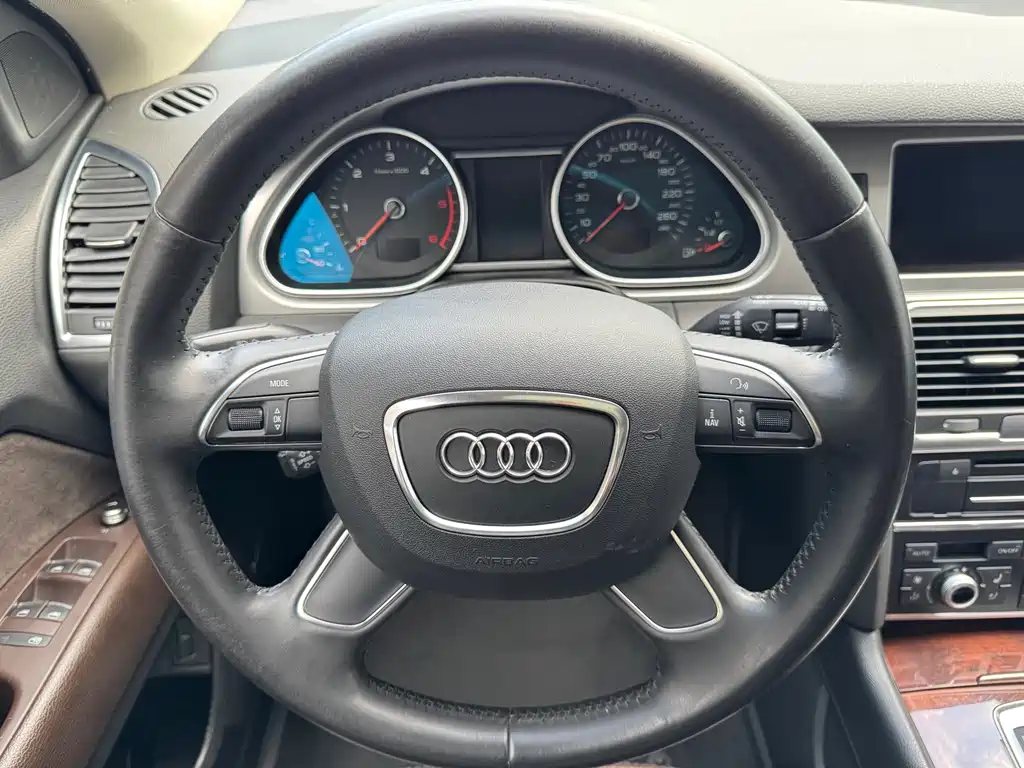 Audi Q7 3.0 TDI Leading