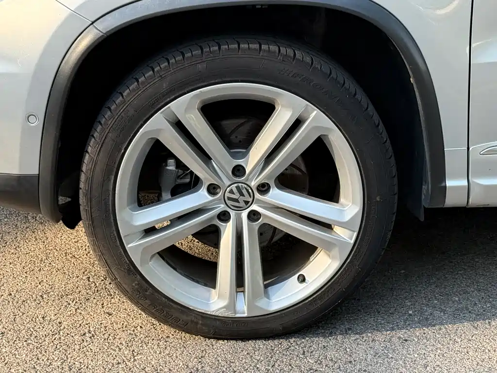Tiguan 2.0 TSI Exclusive