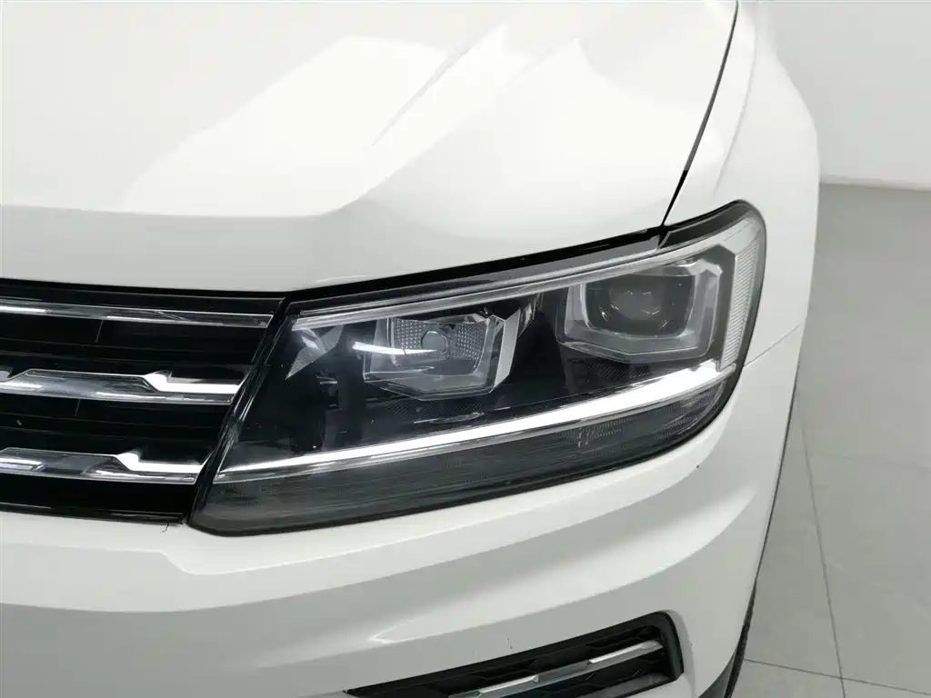 Tiguan L 330 TSI Auto 2 WD Luxury