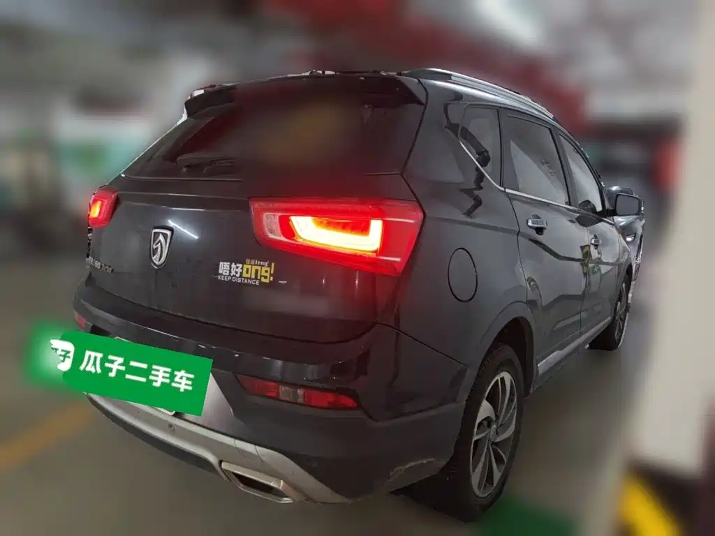 Baojun 560 宝骏560 2017款 1.5 T DCT旗舰型 7座