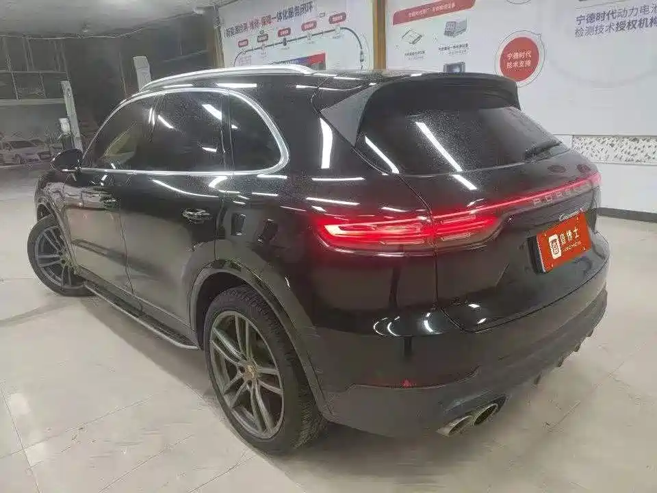 Cayenne Cayenne S 2.9 T