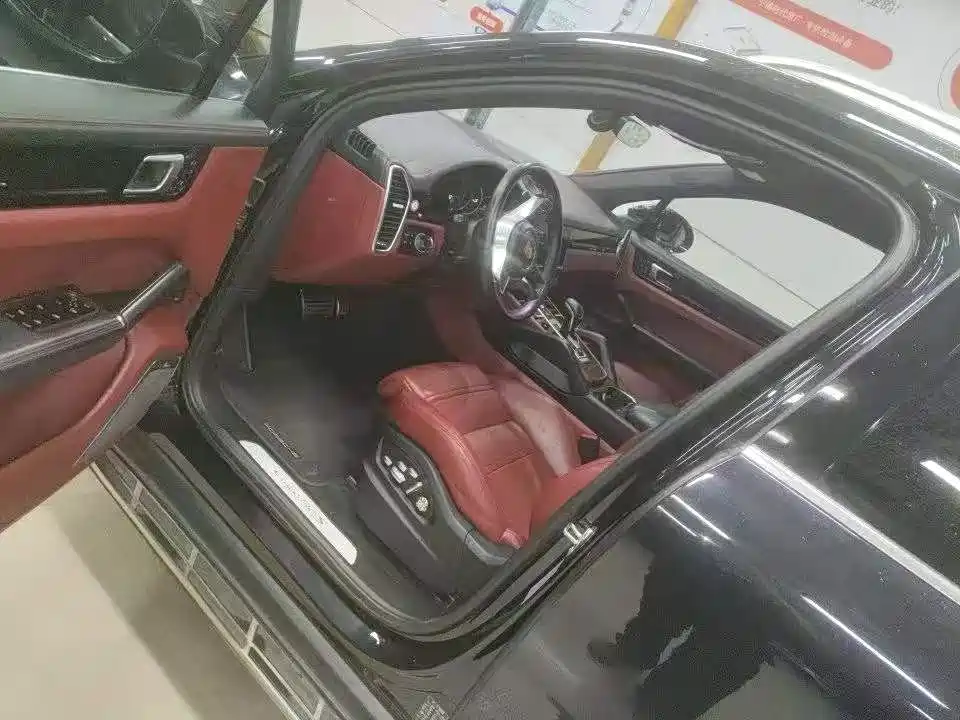 Cayenne Cayenne S 2.9 T