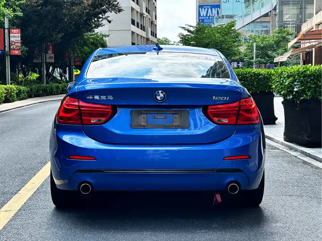 BMW 1 Series 120 i Design Package