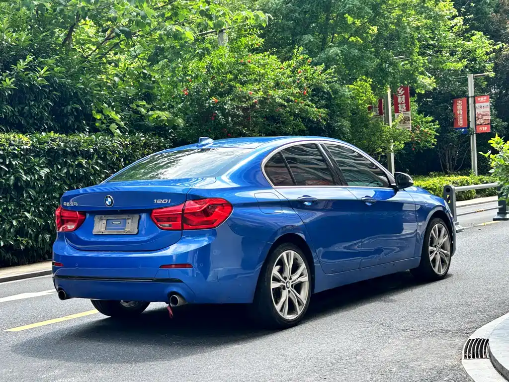 BMW 1 Series 120 i Design Package
