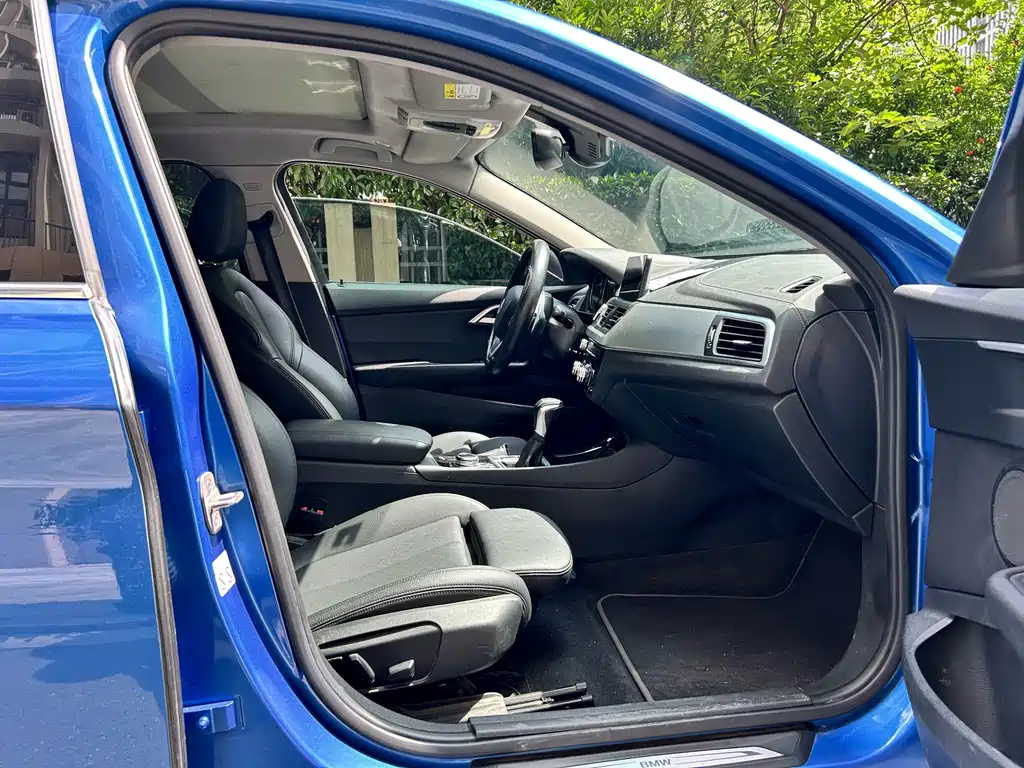 BMW 1 Series 120 i Design Package