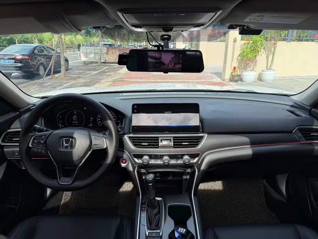 Accord 260 TURBO Luxury