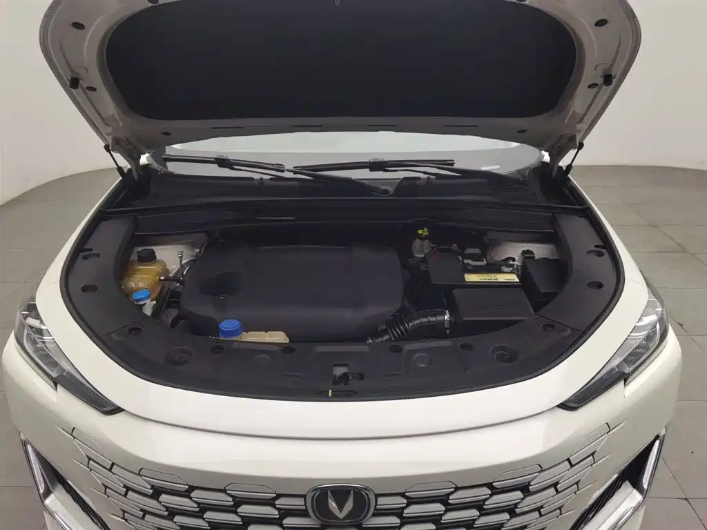 Changan UNI-K 2.0 T Distinguished