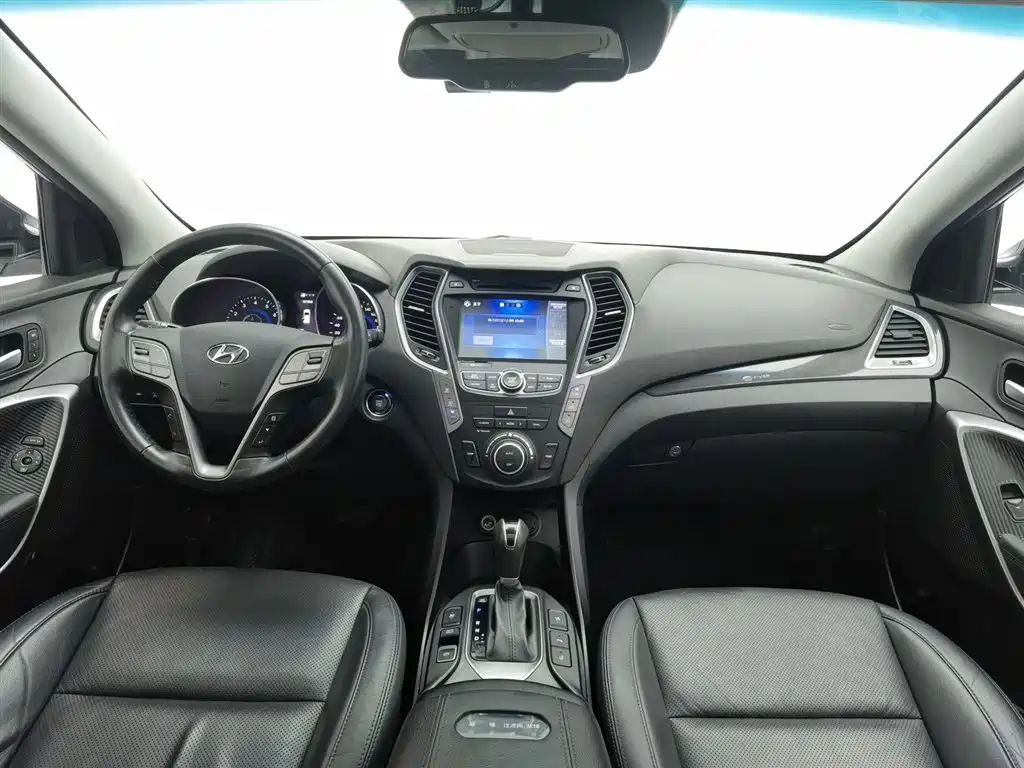 Santa Fe 2.0 T Auto 4 WD Top 7-seat