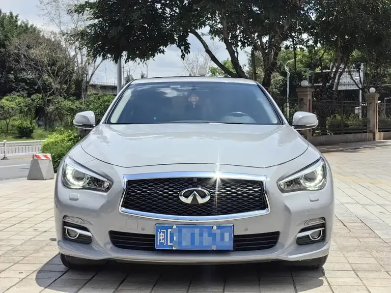 Infiniti Q50 L 2.0 T Joy