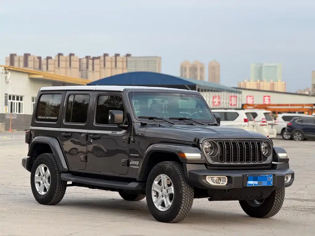 Wrangler 2.0 T Sahara 4-door CN-V