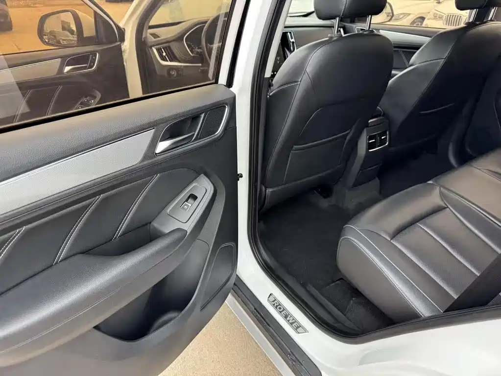 Roewe RX5 20 T 2 WD Auto Luxury