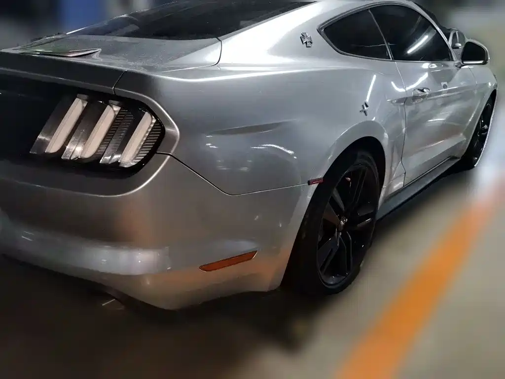 Mustang 2.3 T Performance
