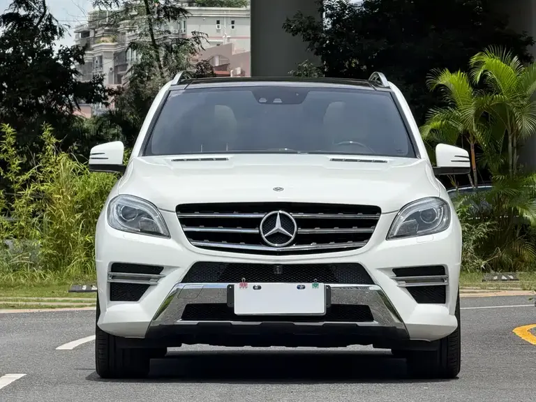 Mercedes-Benz M-Class ML 400 4 MATIC Luxury
