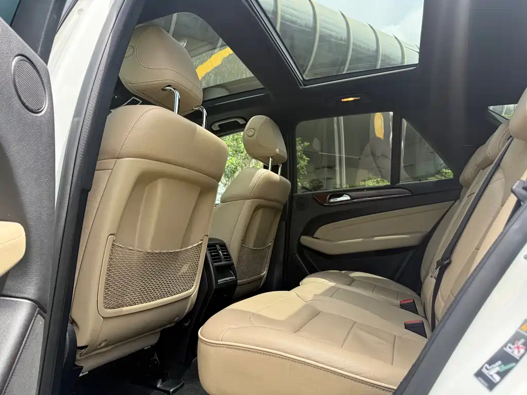 Mercedes-Benz M-Class ML 400 4 MATIC Luxury