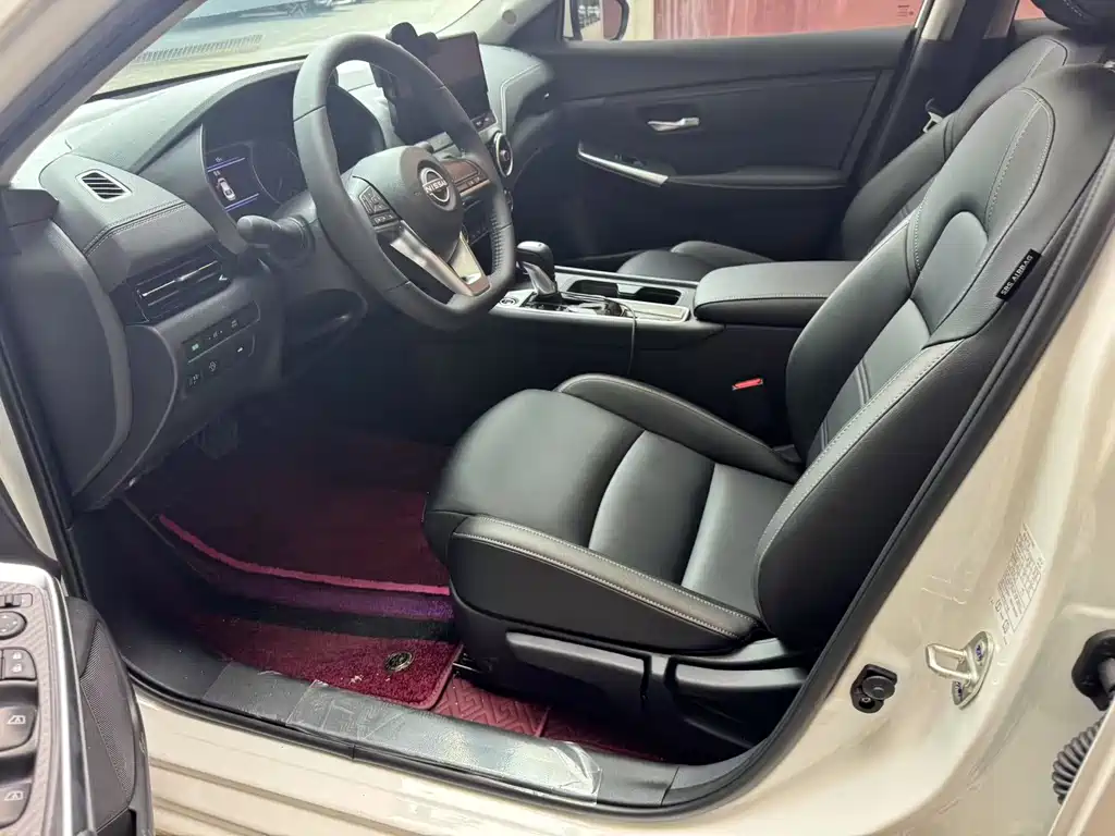 Sylphy 1.6 L CVT Joy