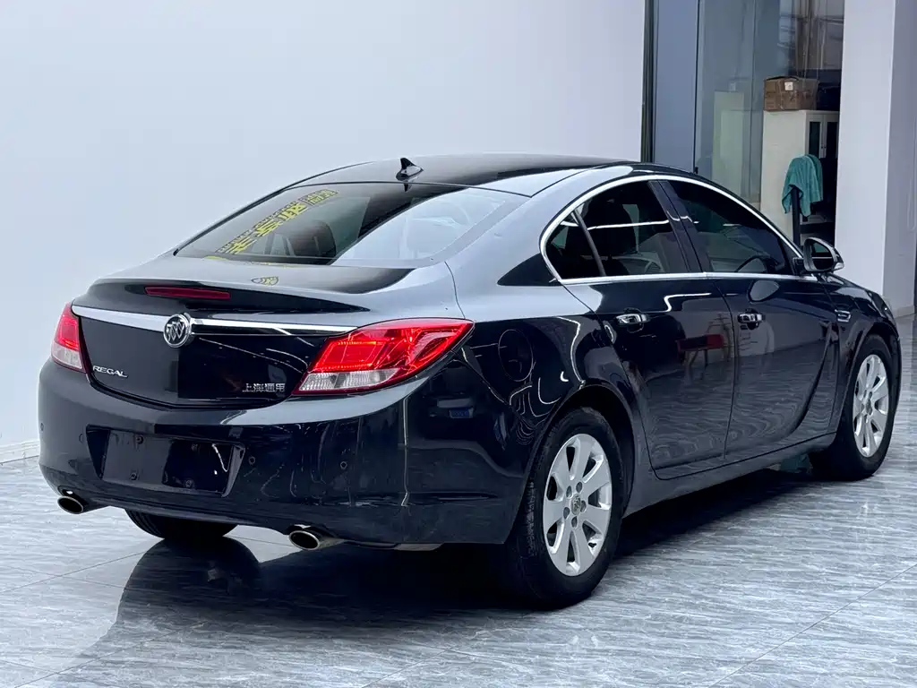 Regal 2.0 L Luxury