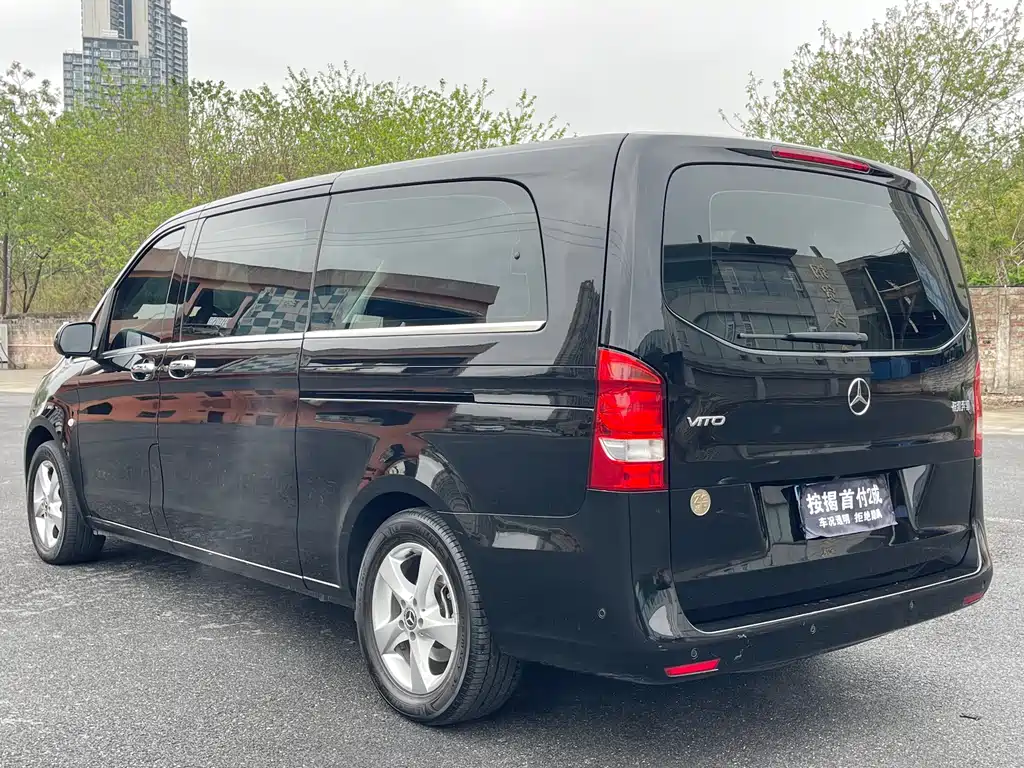 Vito 2.0 T Business 7-seat
