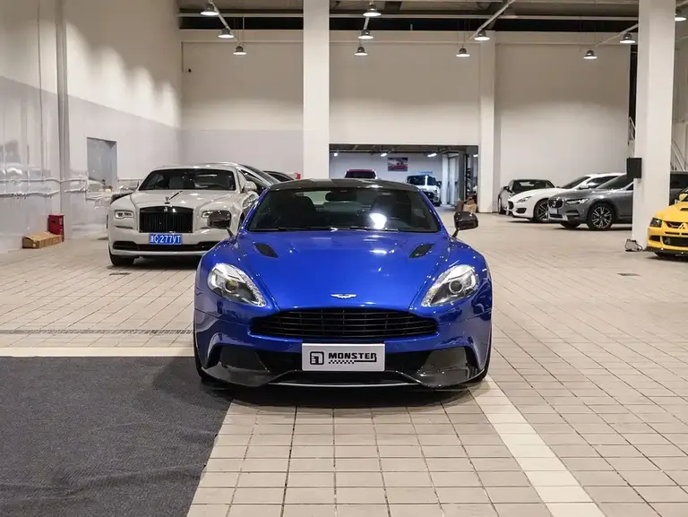 Aston Martin Vanquish Vanquish 2013款 6.0 L 标准型