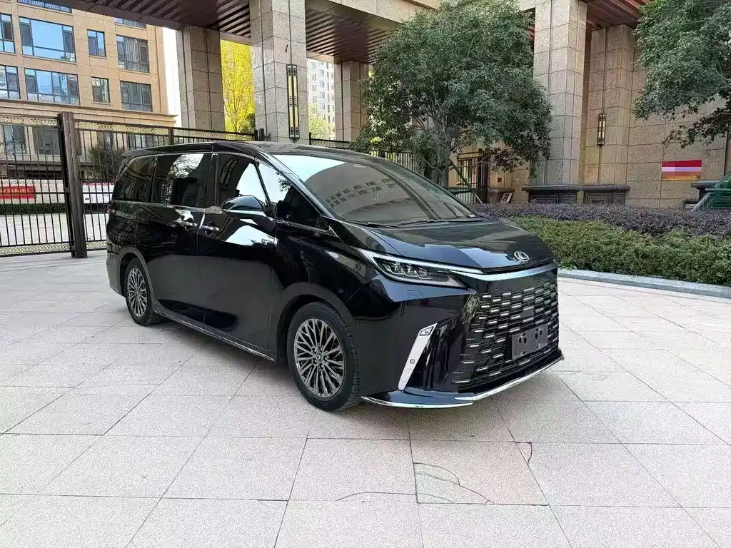 Lexus LM 350 h 7-seat Elegant
