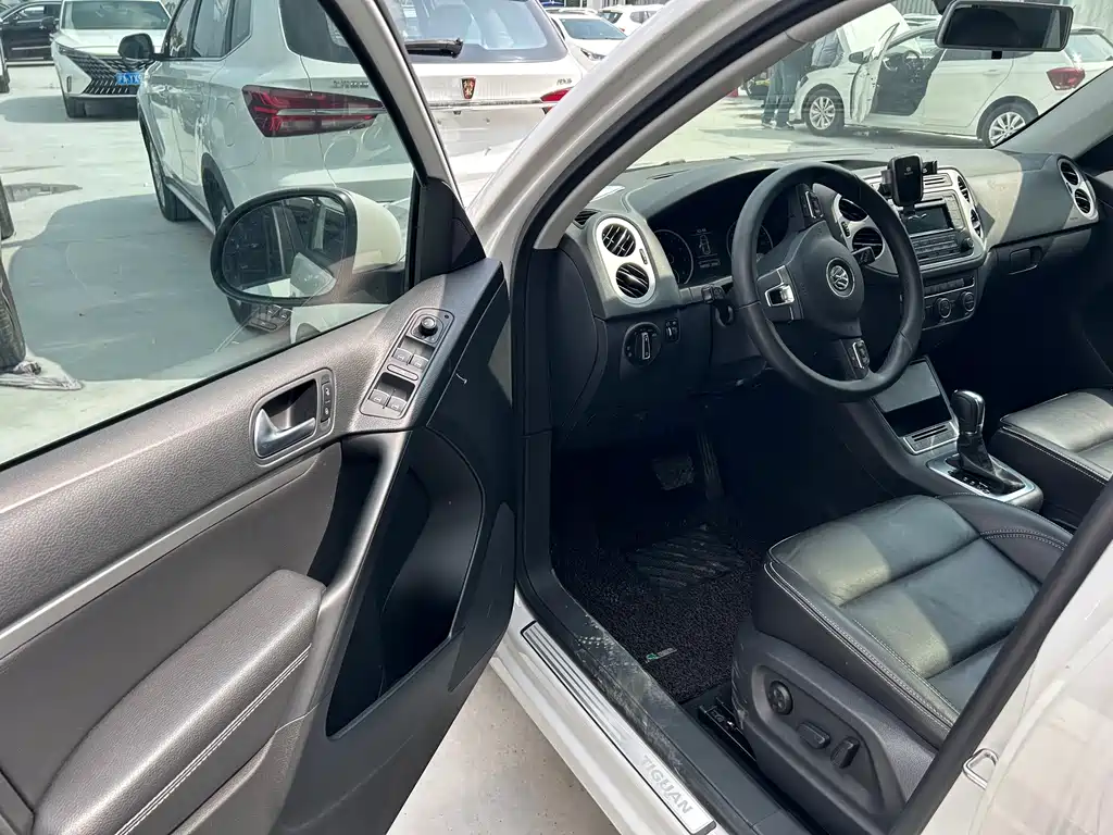 Tiguan 300 TSI Auto 2 WD Silk Road Comfort