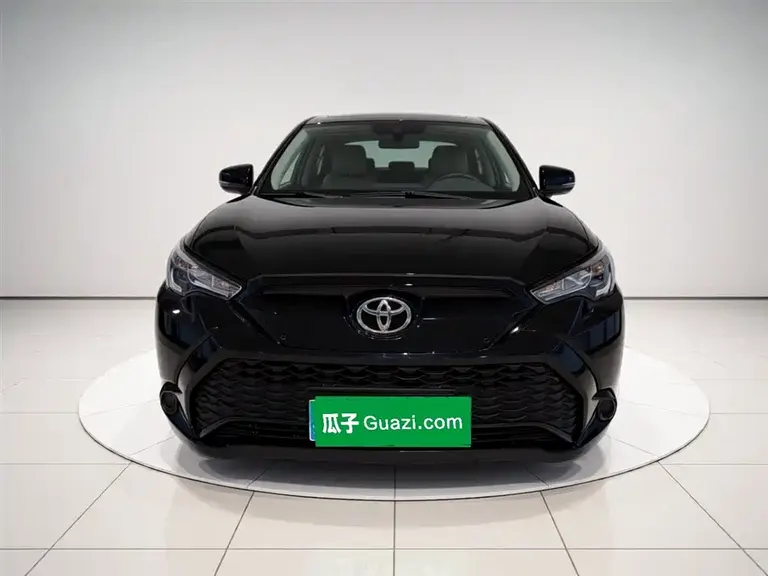 Toyota Frontlander 2.0 L CVT Elite