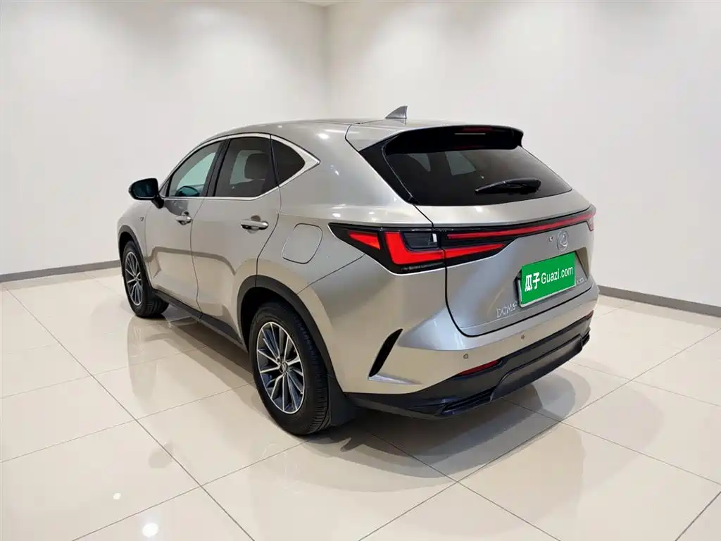 Lexus NX NEV 雷克萨斯NX新能源 2023款 400 h+ 畅悦版